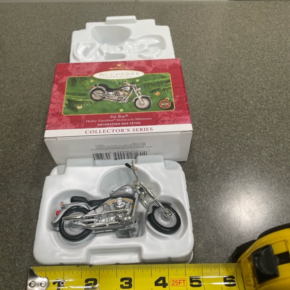 Hallmark Keepsake Christmas Ornament Harley Davidson Fat Boy 2000 2nd in Series - Picture 8 of 8